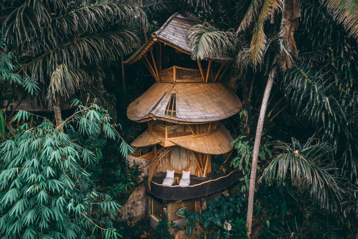 Happy Earth Day! Beautiful Eco Friendly Bali treehouse! Aura Eco Bamboo
